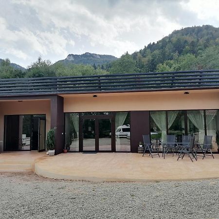 Hotel Motorom Zărneşti Esterno foto